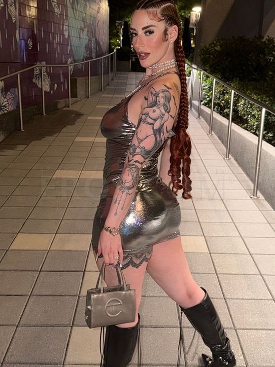 Pawg Emily
