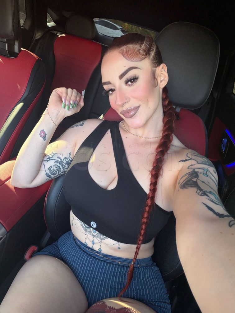 Pawg Emily — photo 5