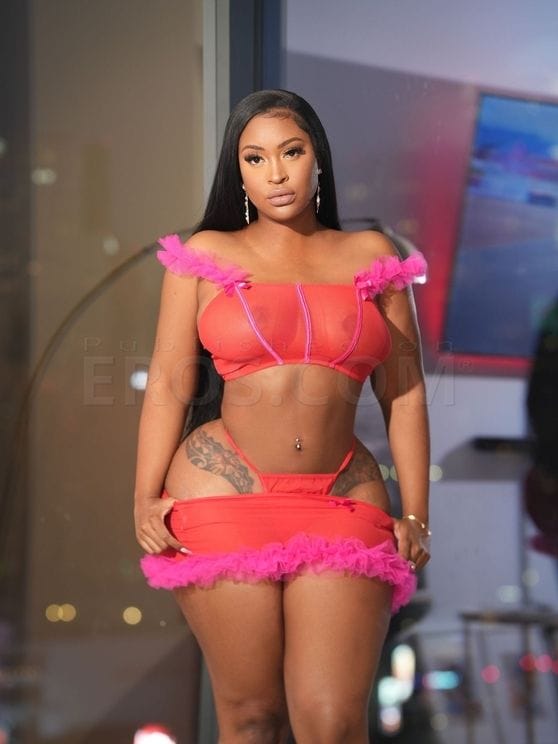 VIP Top influencer Bianca Sheer