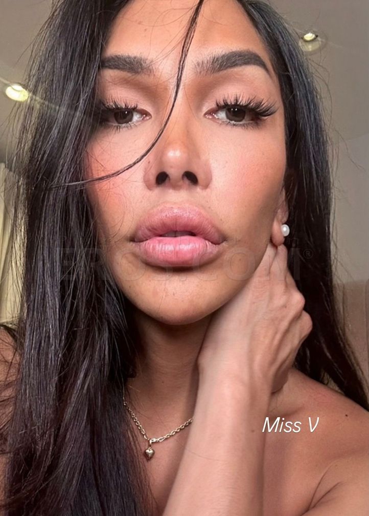 MISS V — photo 1