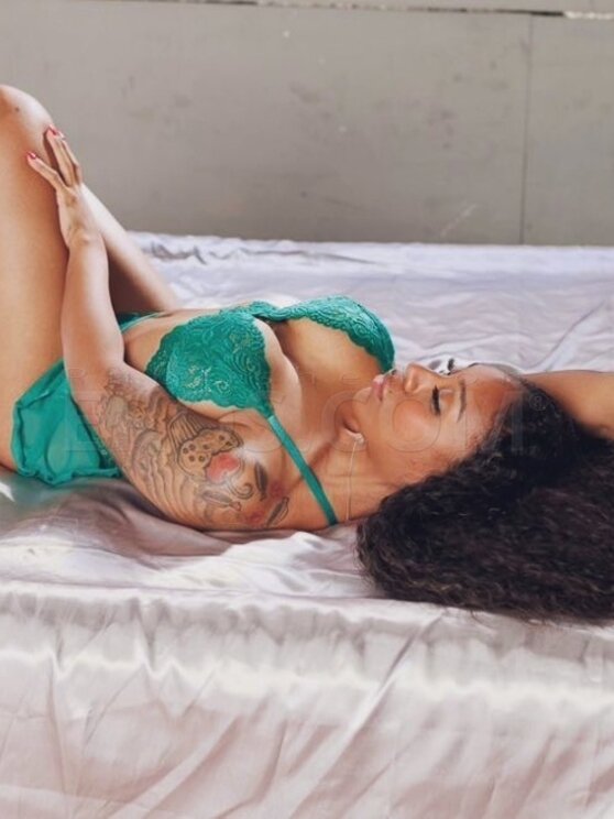 Bella Foxx