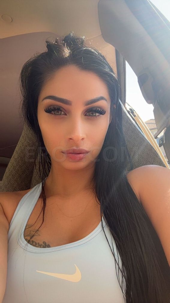 Sarah Love — photo 3