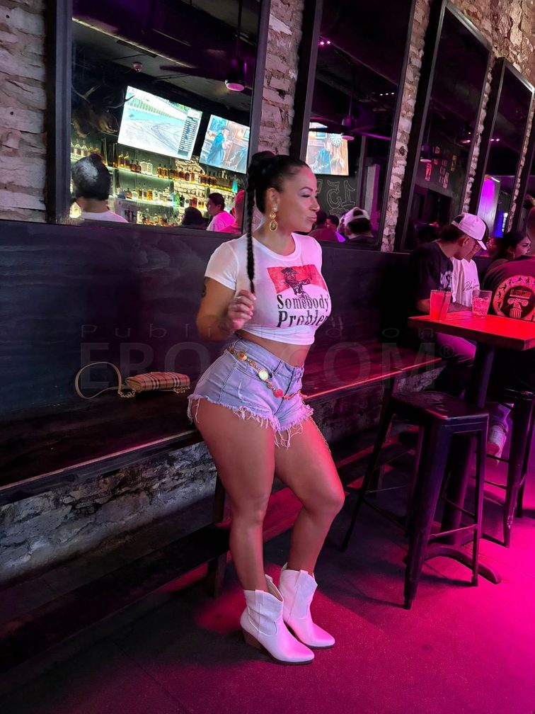 Roxy Santana — photo 7