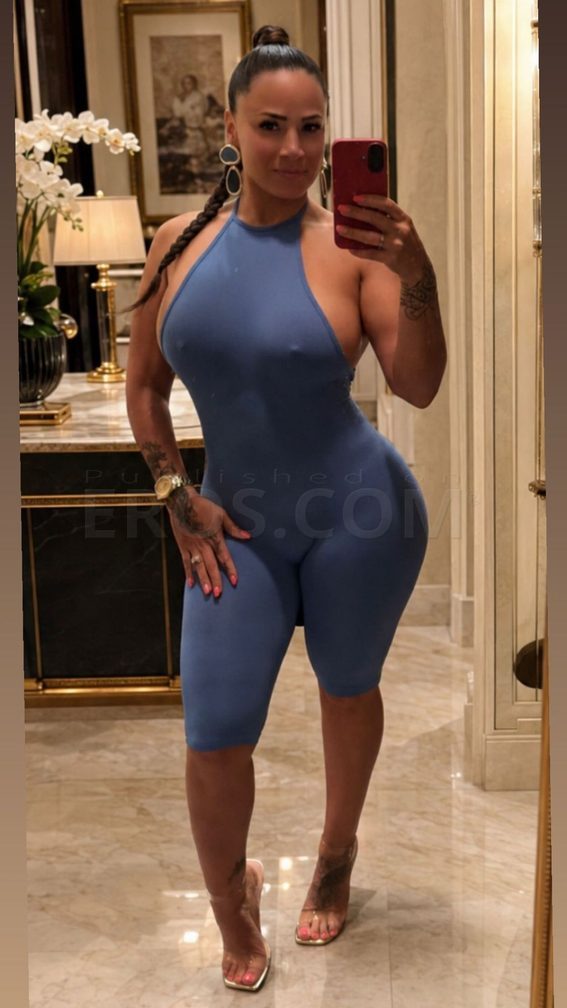 Roxy Santana — photo 5