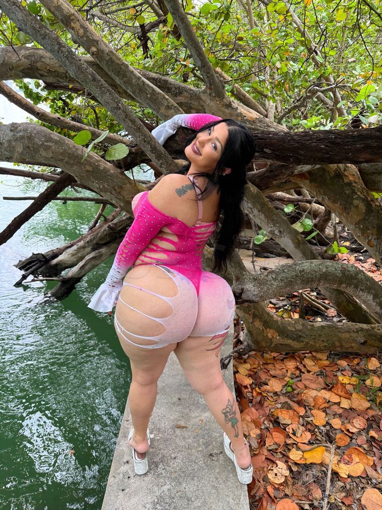 Kassy Super Thick — photo 7