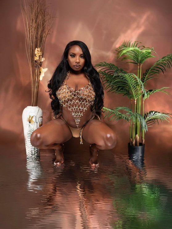 Amiyah rose