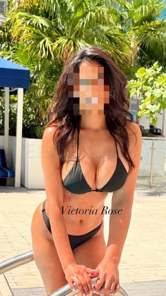 Victoria Rose — photo 9