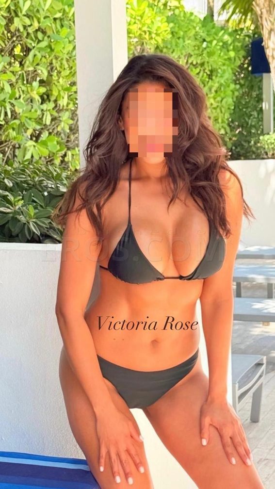Victoria Rose — photo 3