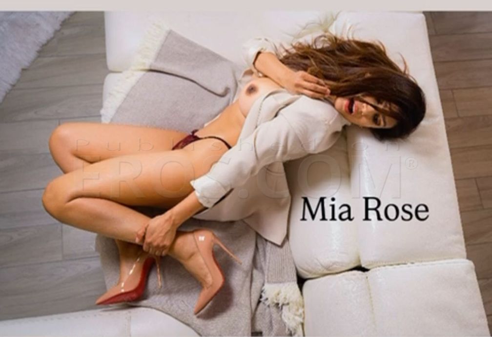 VIP Mia Rose