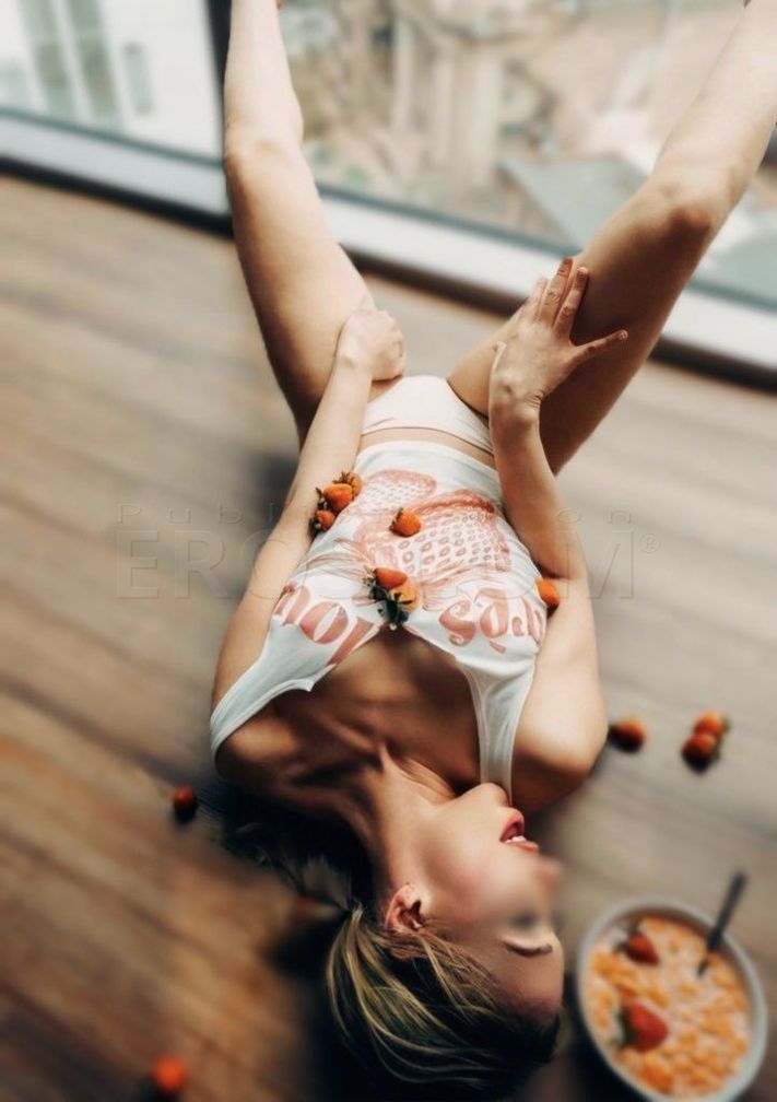 Estelle Azure — photo 14