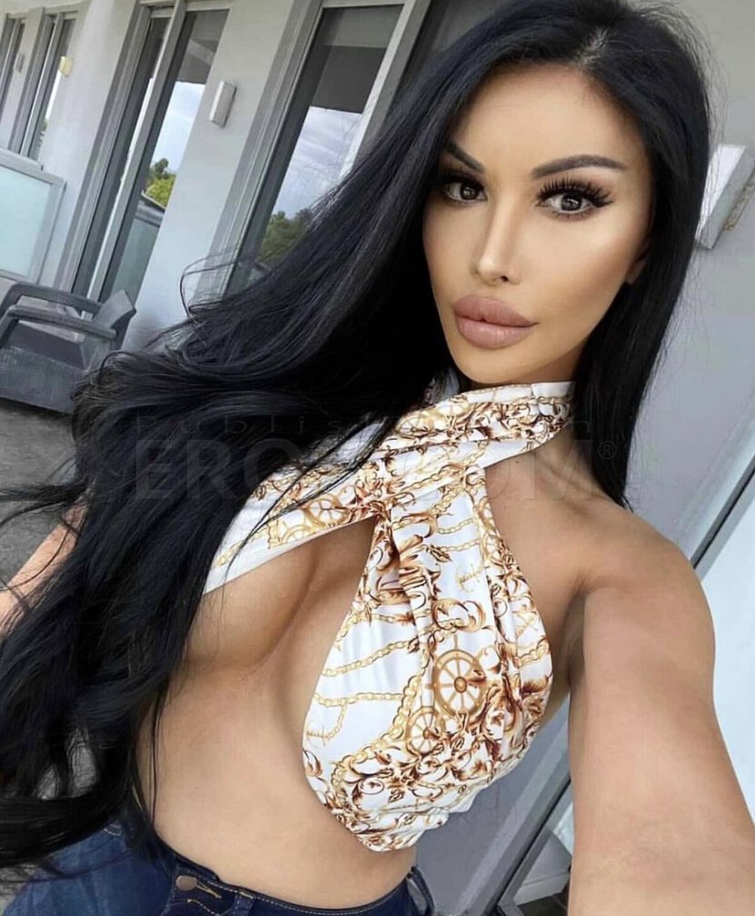 AVA LONDON — photo 8
