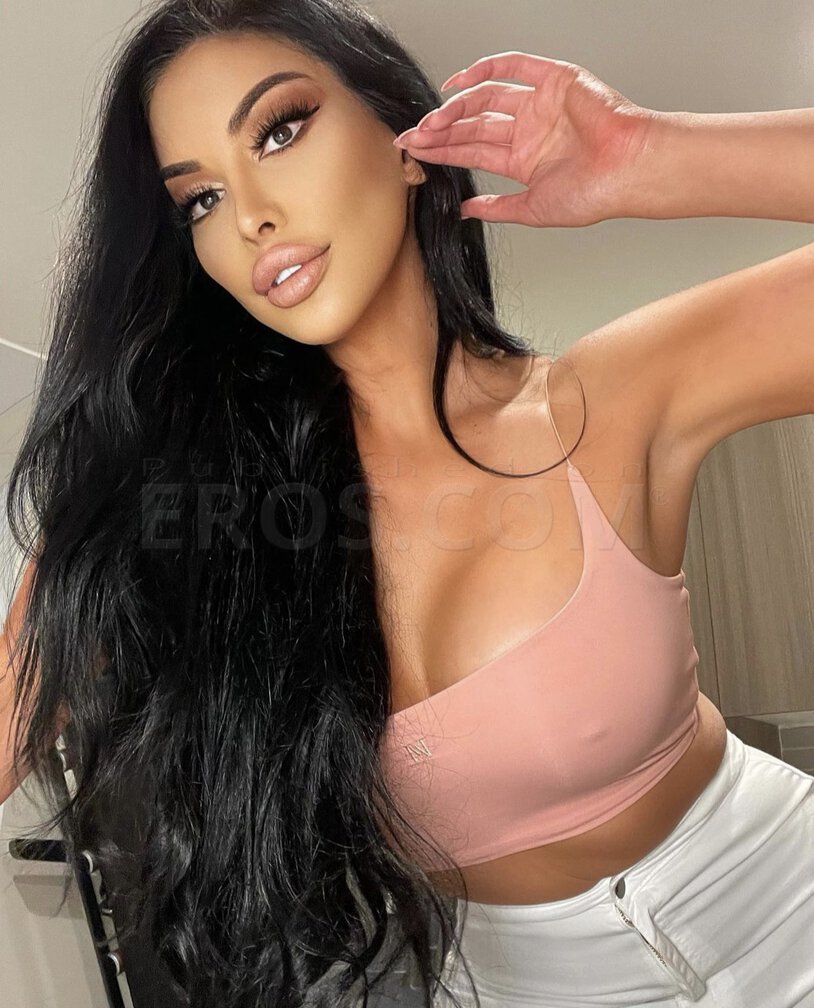 AVA LONDON — photo 7