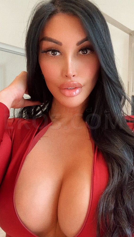AVA LONDON — photo 6