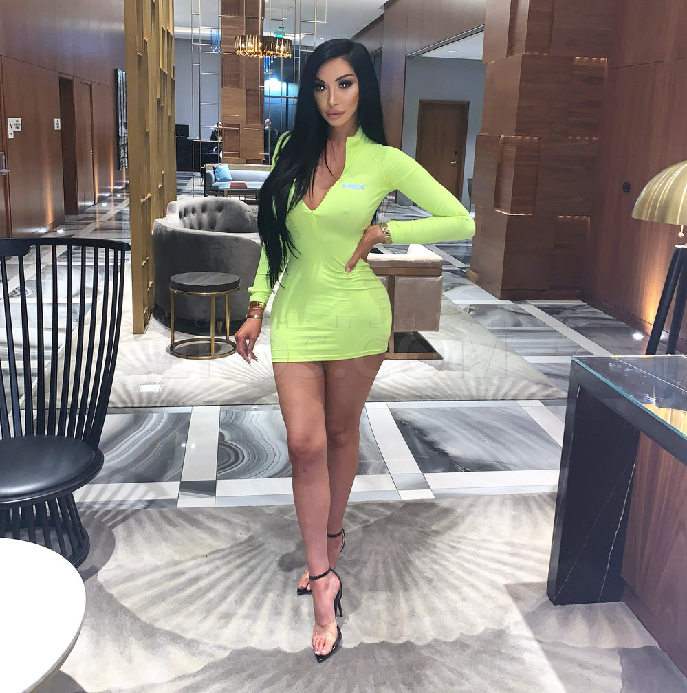 AVA LONDON — photo 4