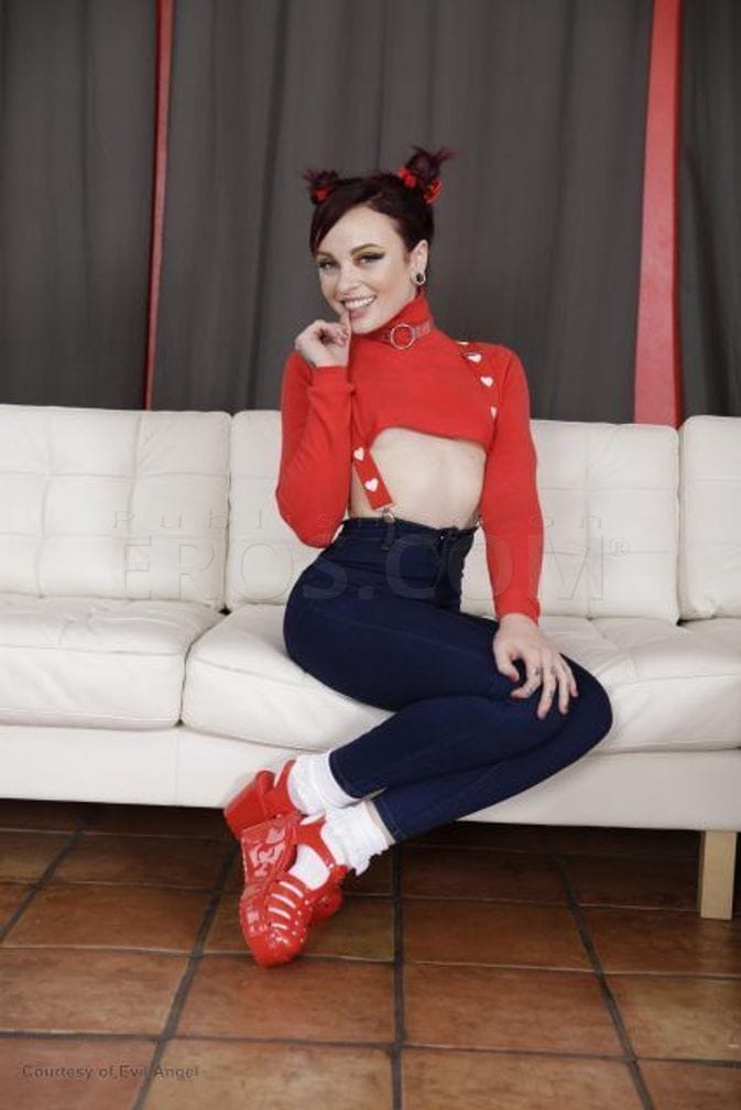 Chloe Carter — photo 8