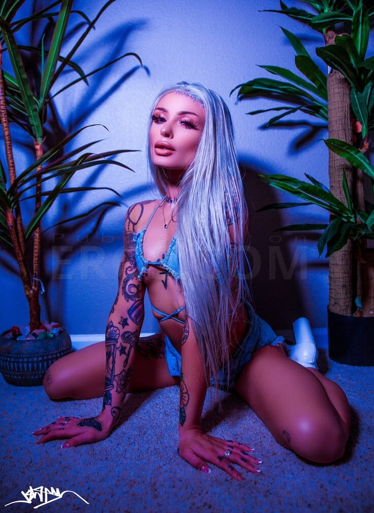 Chloe Carter — photo 3
