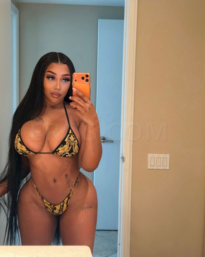 Nina — photo 1