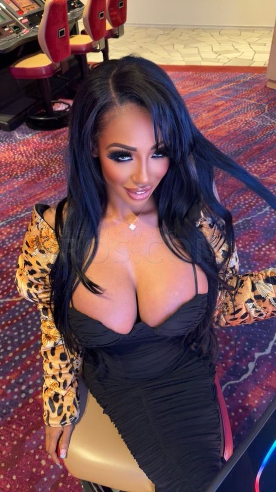 Miss Madison — photo 1