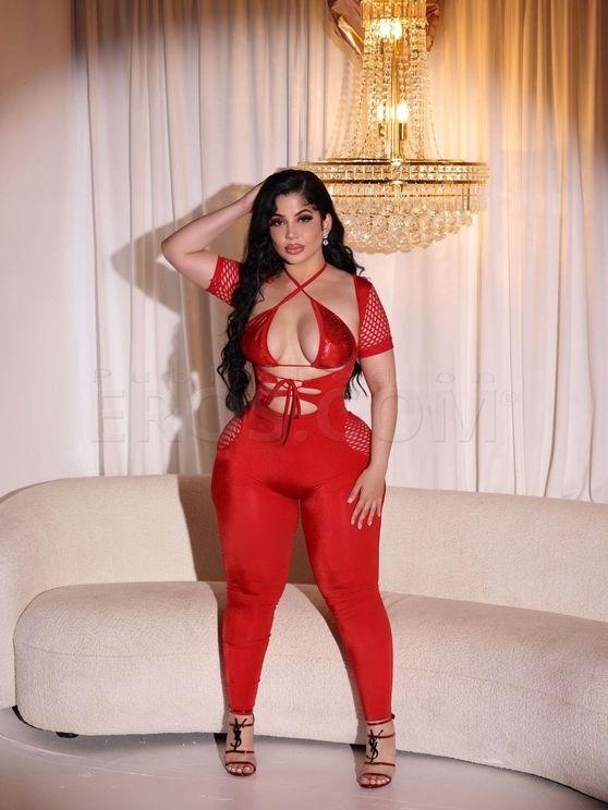 Nadia Ali ovrnight