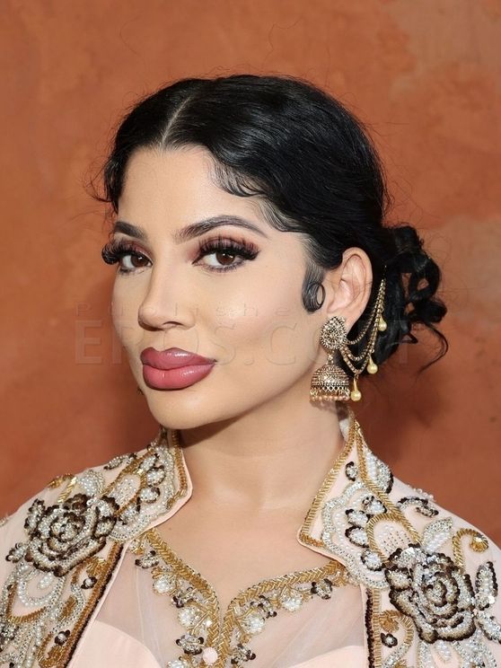 Nadia Ali ovrnight