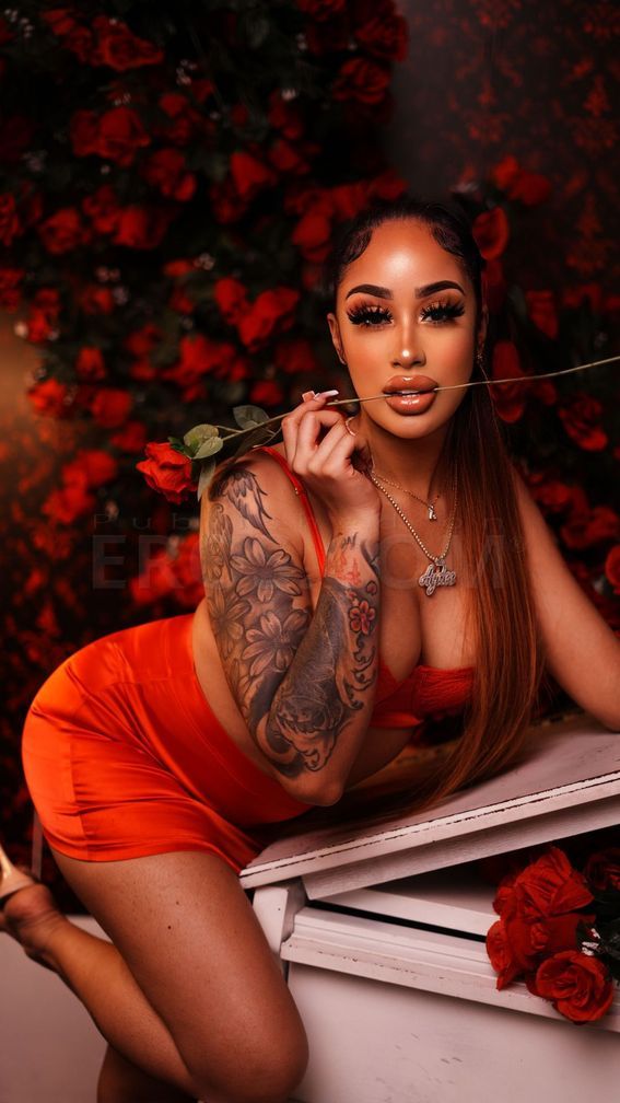 Yazmin Lopez — photo 3