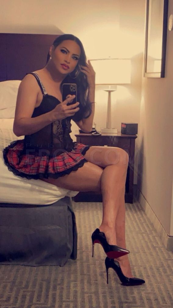 SF AIRPORT with Top TS Qeezha