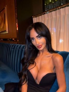 Amanda Nixxon - Manhattan