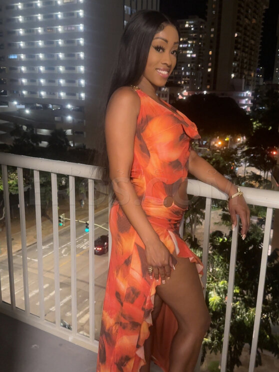 Lia Lavish