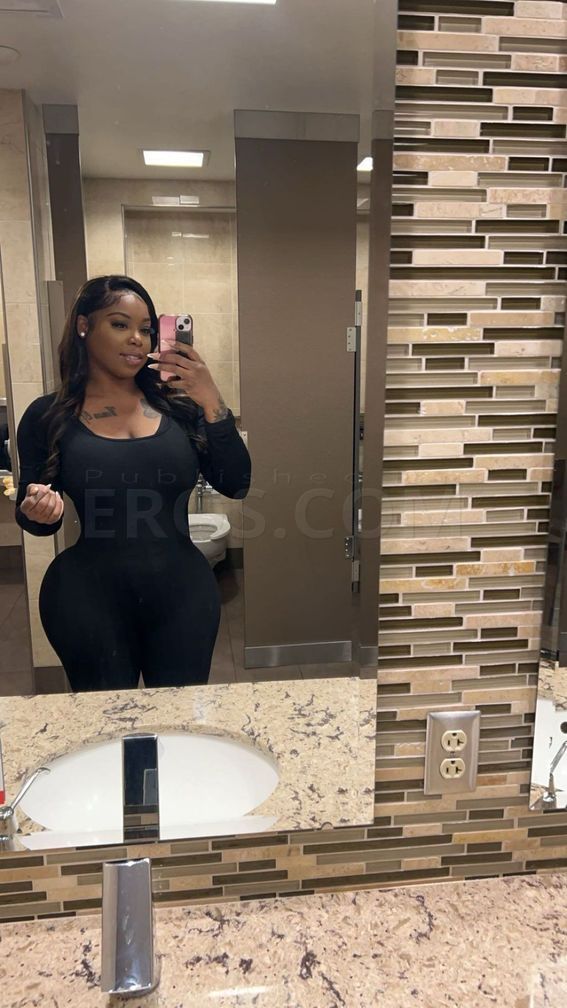 Skyla Banks — photo 8