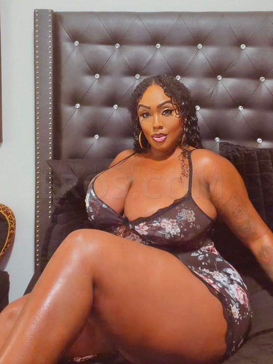 Superstar Layton Benton