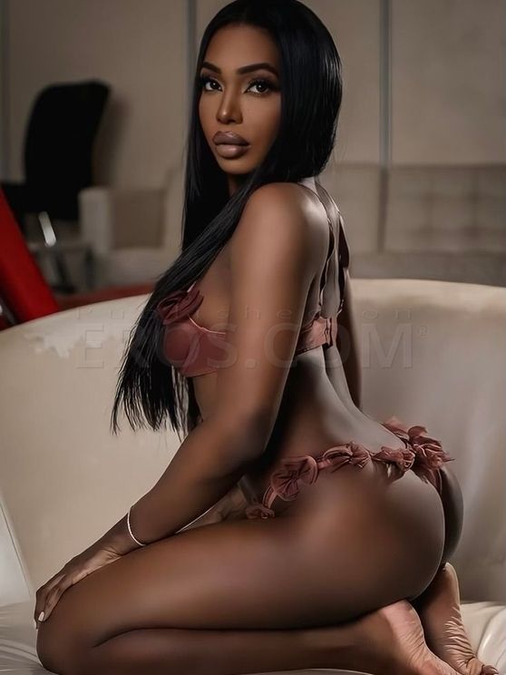 TS AMINA DIOR