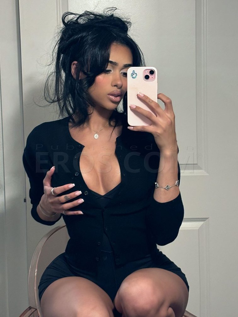Nina Casanova — photo 4