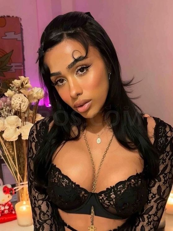 TS Nina Casanova