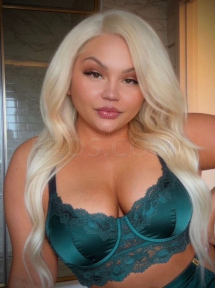 Ivy Monroe — photo 3