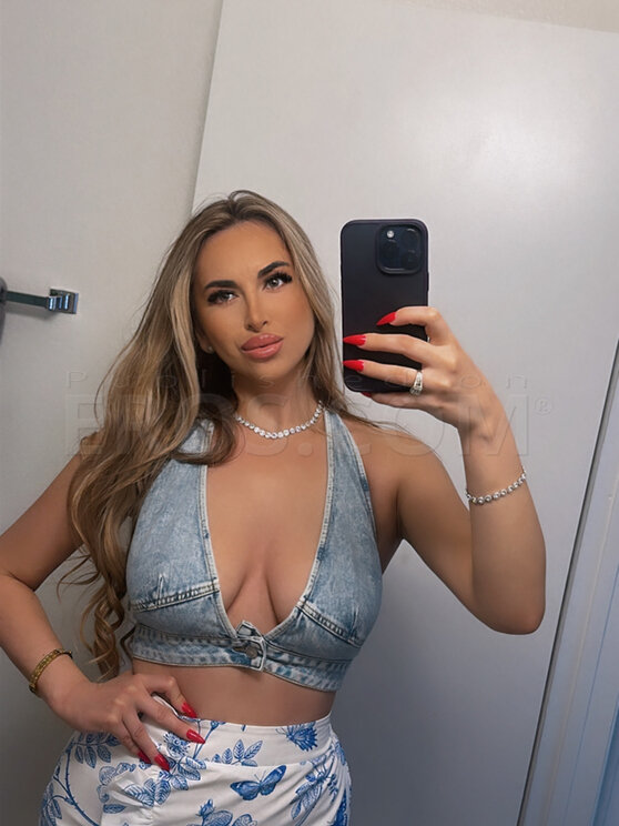 ArianaAri