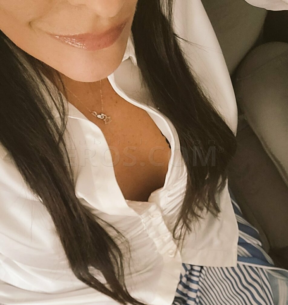 Jemma the Vintage Jaguar