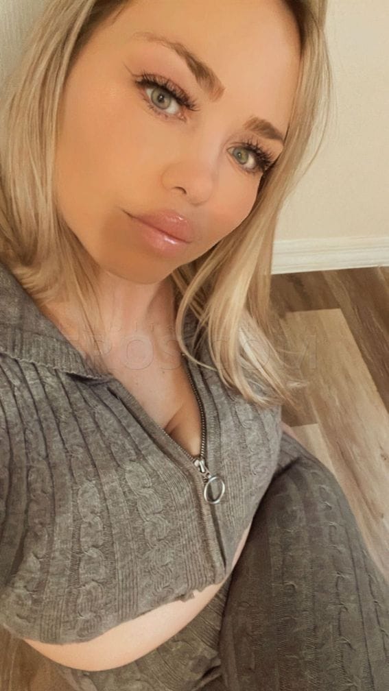 Sarah — photo 1