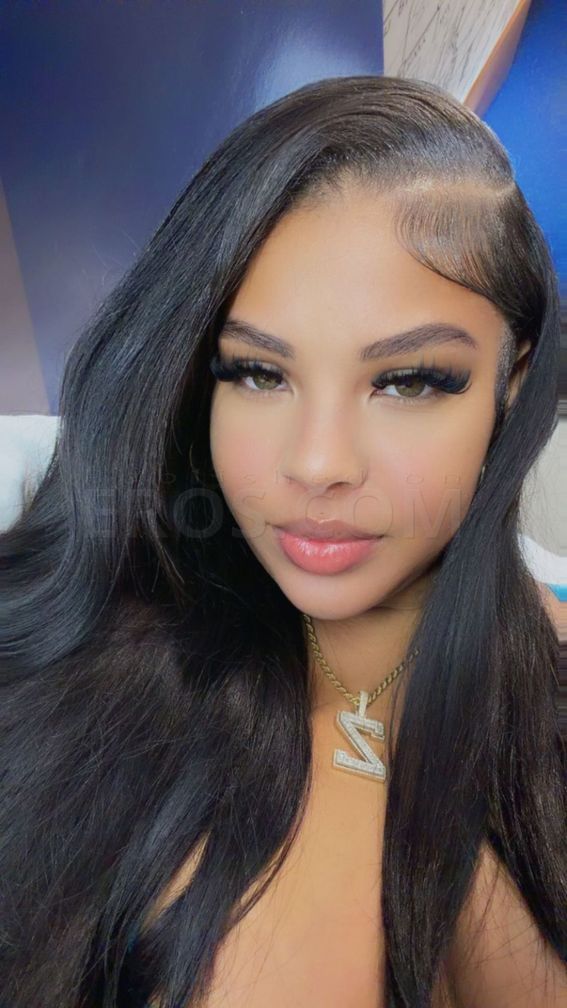 Zoey Reyes — photo 4