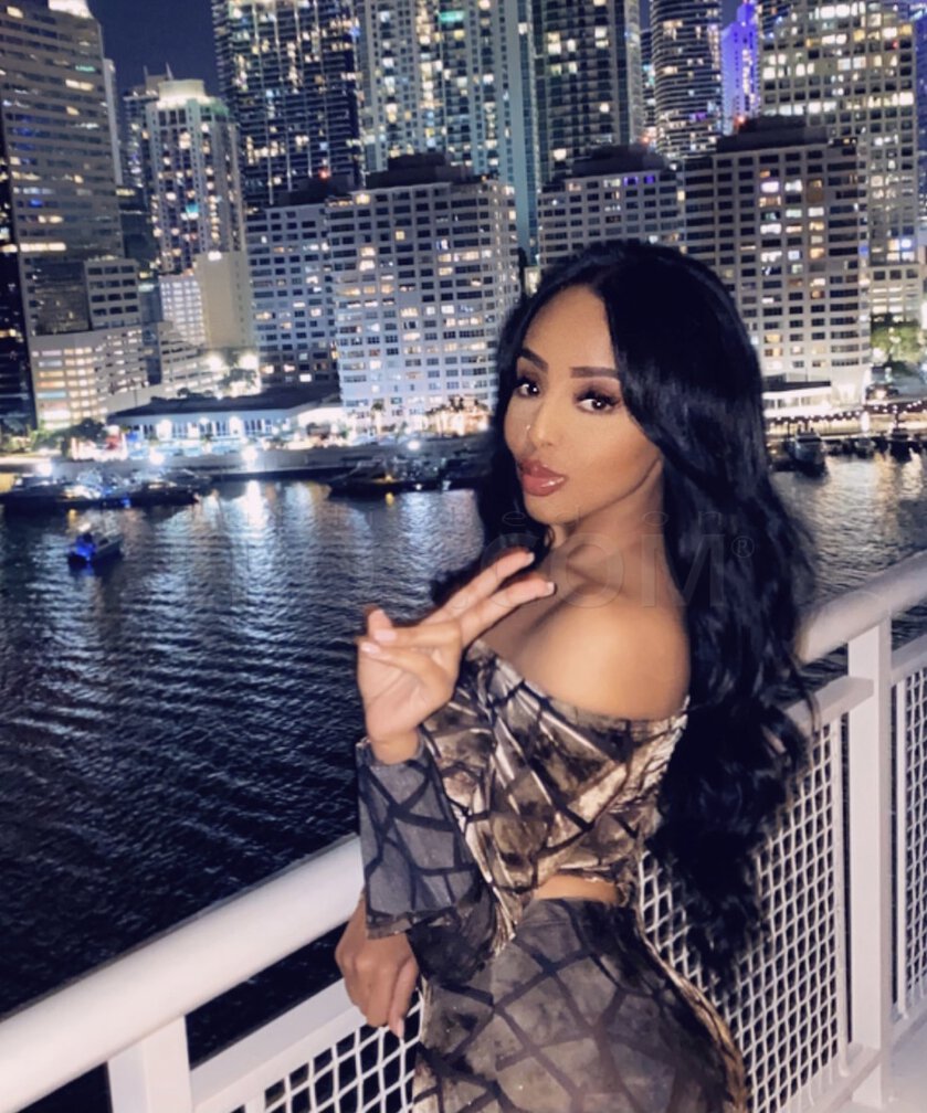 East Indian mixed Riya