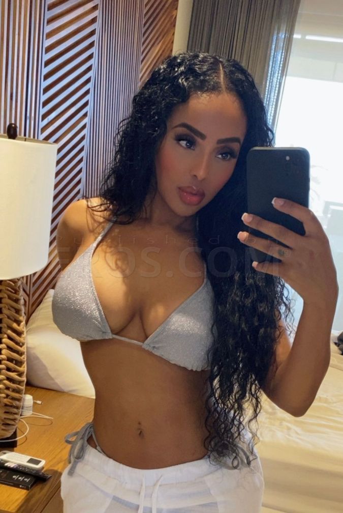 East Indian mixed Riya