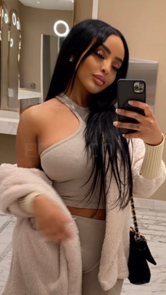 East Indian mixed Riya — photo 8
