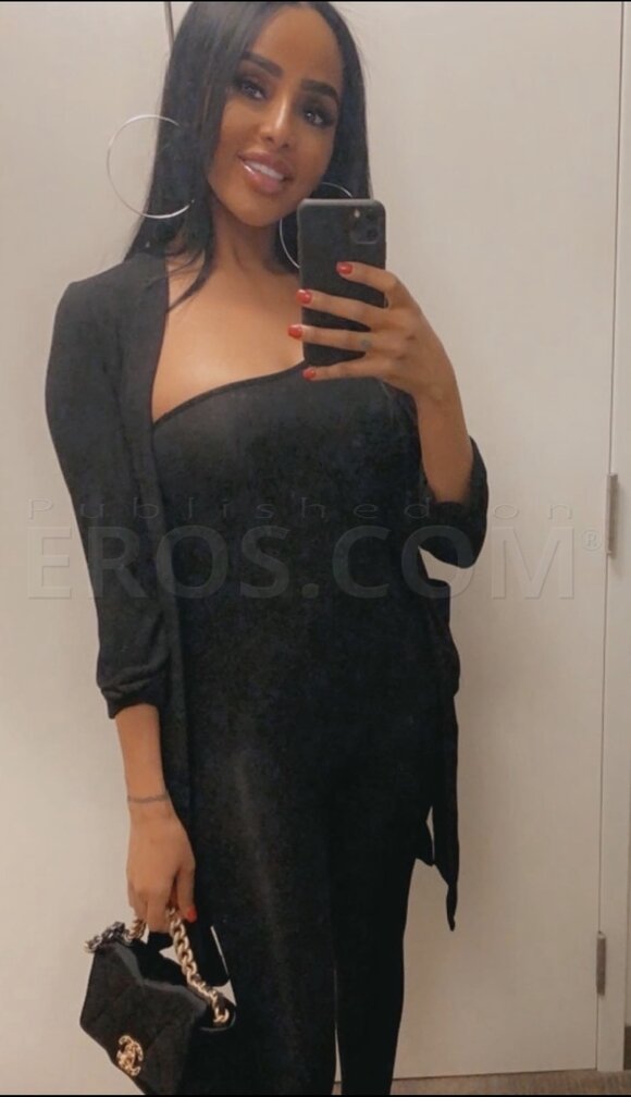 East Indian mixed Riya