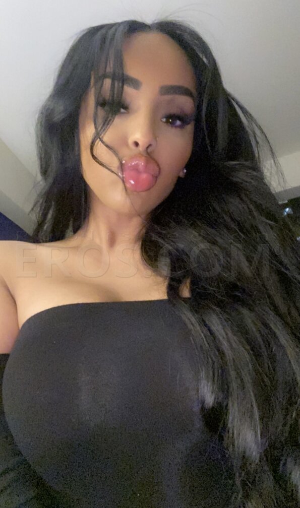 East Indian mixed Riya