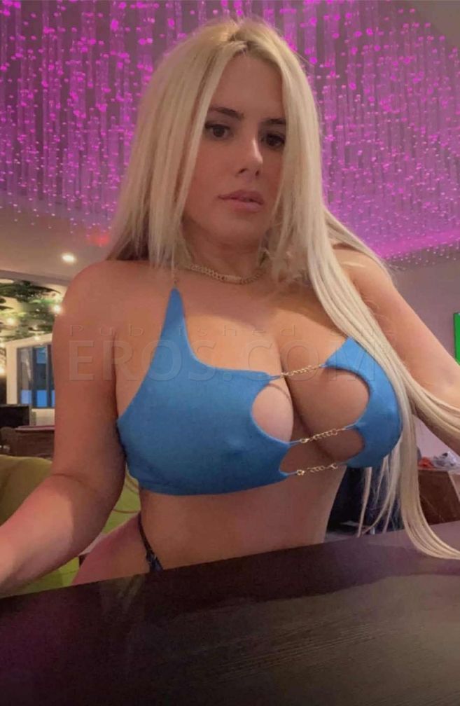 Roxi — photo 2