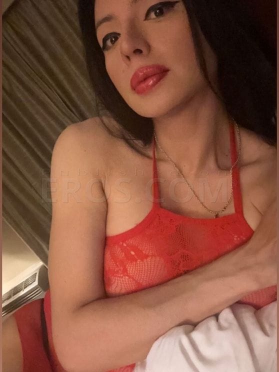 TS Ts Sarah brook