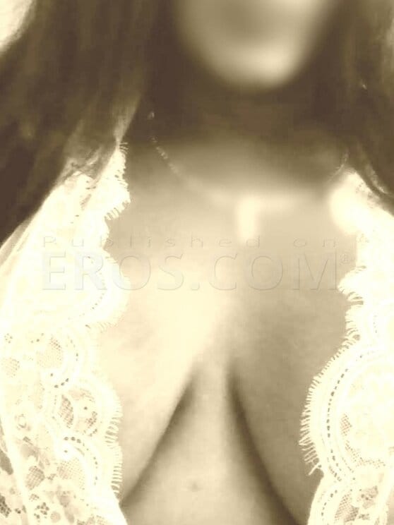 Mature Naples Companion