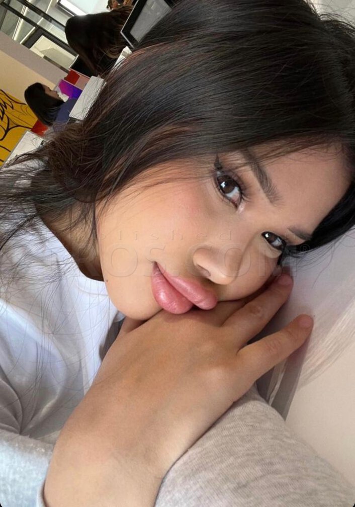 Asian girl — photo 3