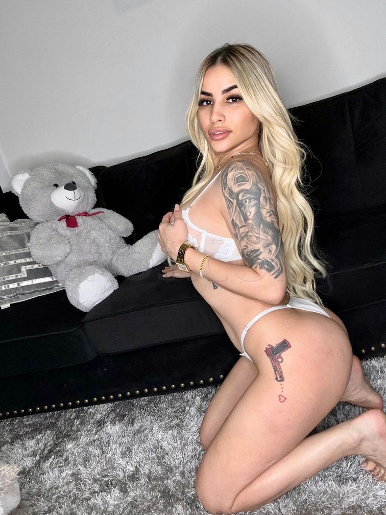 Kylie — photo 5