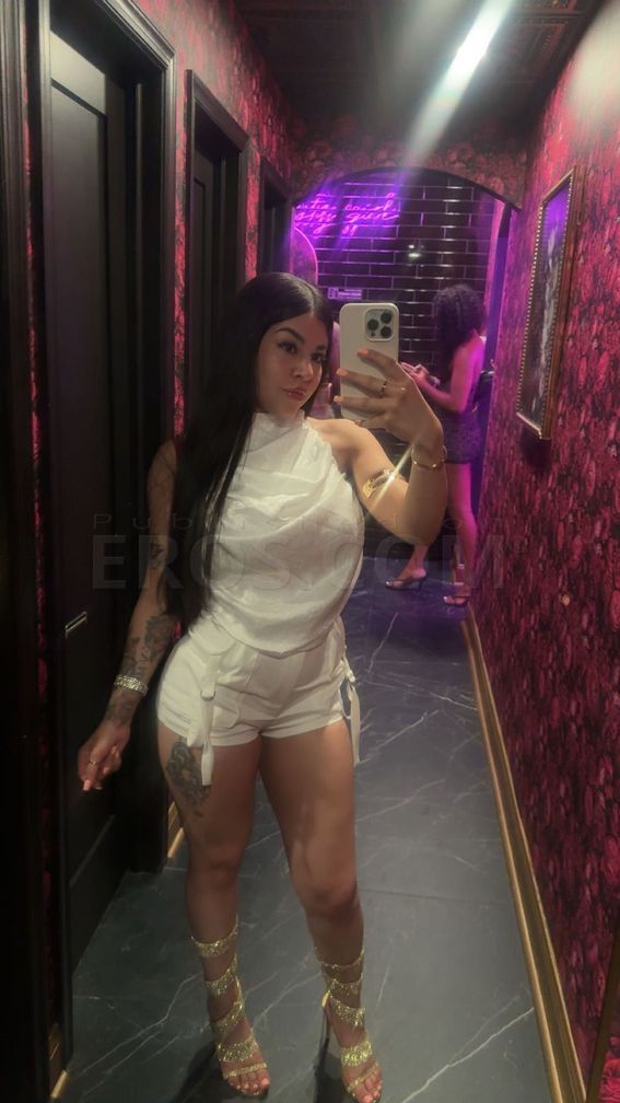 BELLA — photo 3