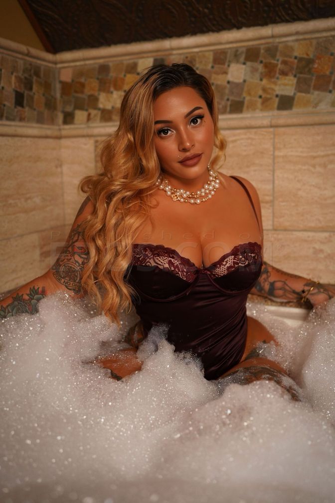 Tiffany Lynn — photo 2